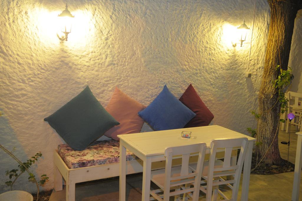 Alacati Alanur Otel Bagian luar foto