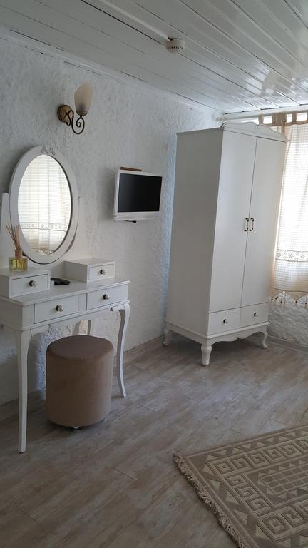 Alacati Alanur Otel Ruang foto