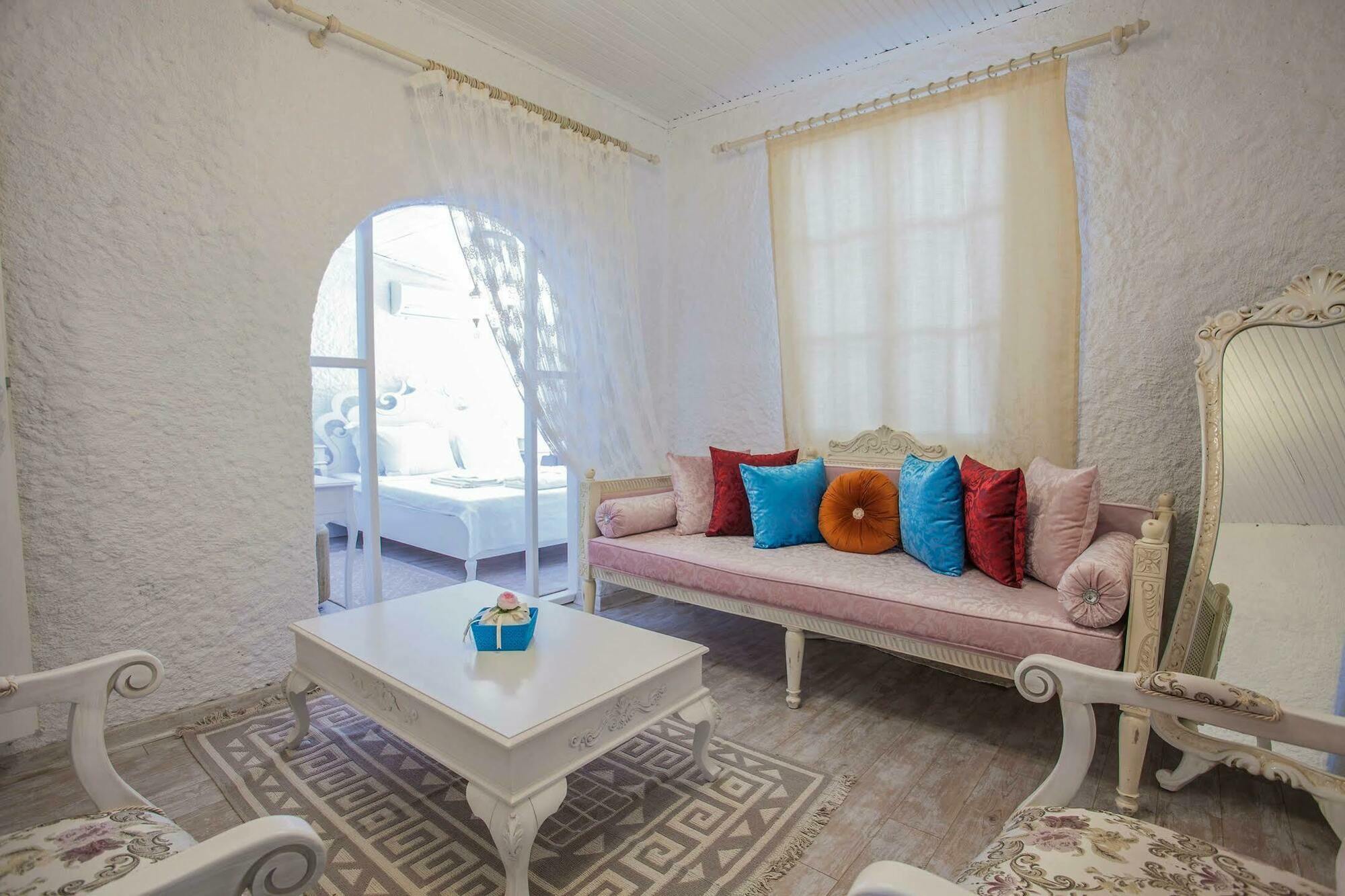 Alacati Alanur Otel Bagian luar foto